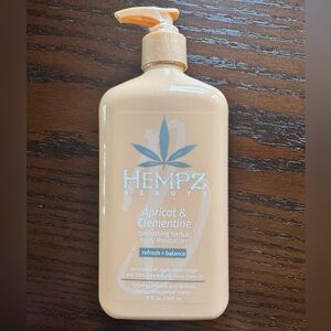 Hempz Beauty Apricot & Clementine Smoothing Herbal Body Moisturizer 🧴